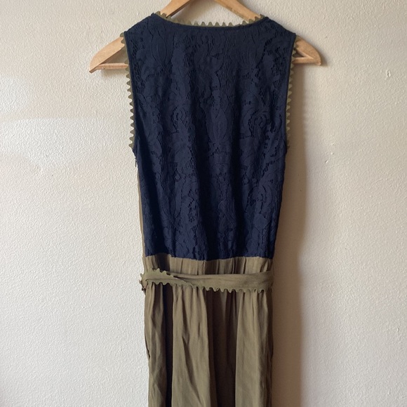 Leifsdottir (Anthro) Olive and black lace ankle length jumper with scalloped hem - Picture 12 of 16